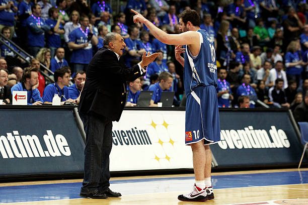 展示自信而 展示自信而